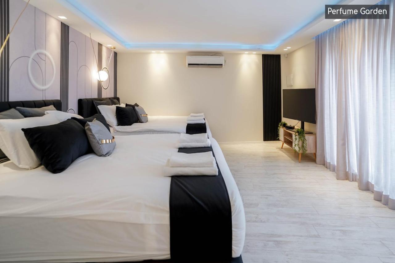 Yalarent Mountainside Luxury With Private Pool Appartamento